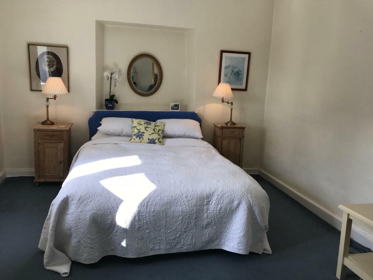 The Manor Farm Alderton Villa Чипенъм Екстериор снимка