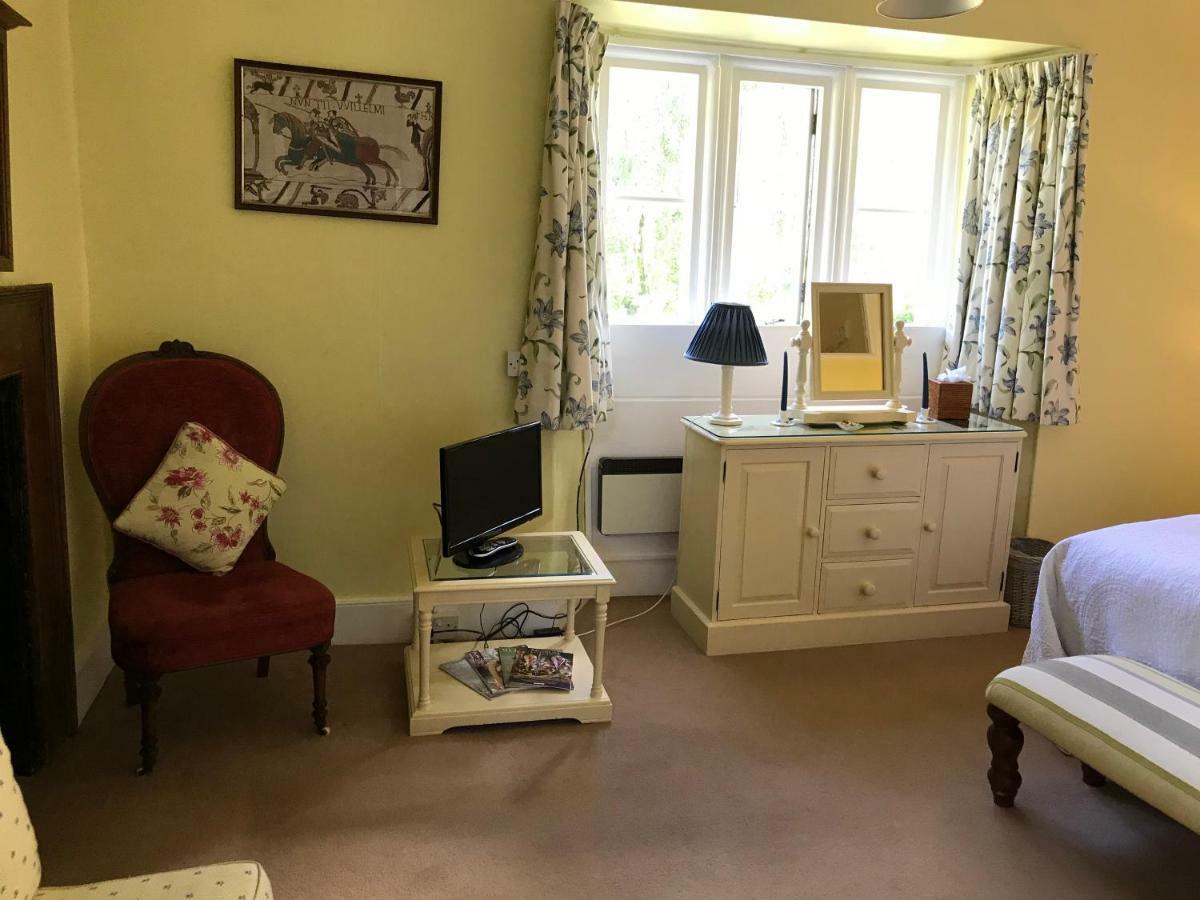 The Manor Farm Alderton Villa Чипенъм Екстериор снимка